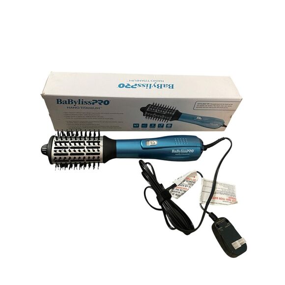 BaBylissPRO Nano Titanium Oval Ionic Hot Air Brush 2 ½” (64 mm) New Open Box - Picture 1 of 2